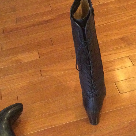 New never worn.black leather boot size 9 - Picture 8 of 16